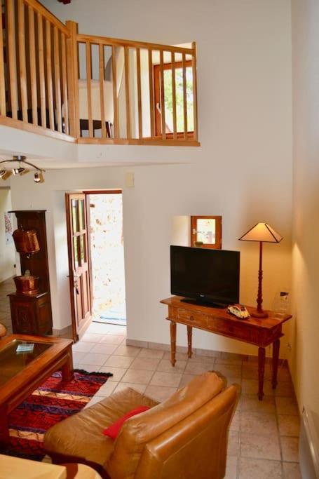 Cottage Calme Et Reposant En Pleine Nature Reilhac  Exterior photo